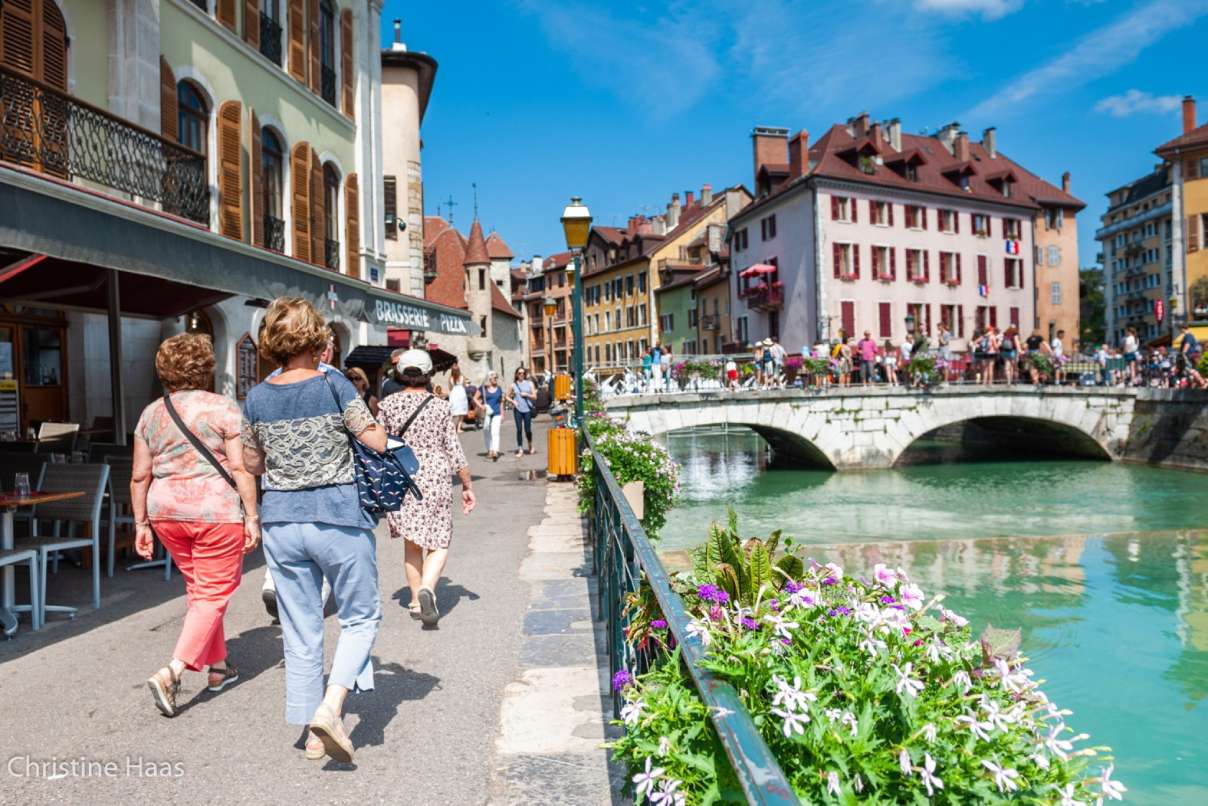 J1 Annecy promenade canaux