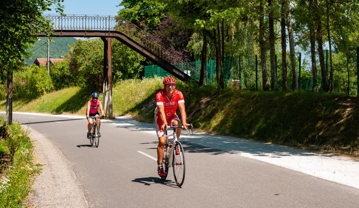 velo route annecy